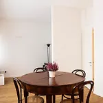 Apartment Youhosty - Porta Romana 51