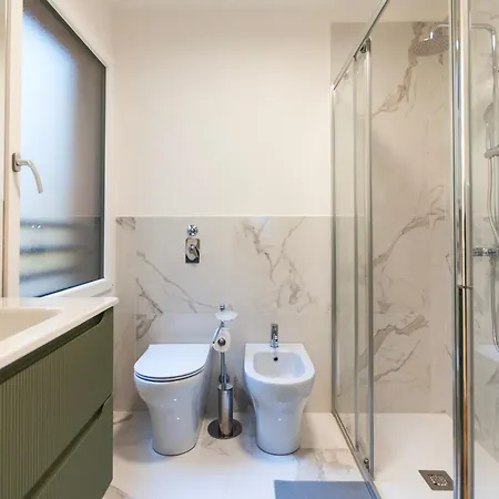 Youhosty - Porta Romana 51 *